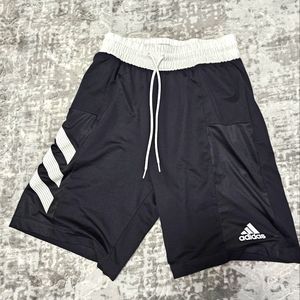 Adidas Shorts Medium